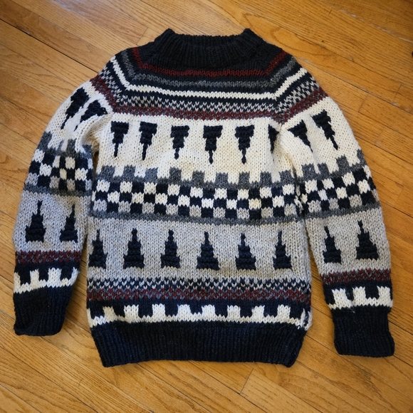 Handknit Greek Wool Sweater looks to be XL - Picture 2 of 15